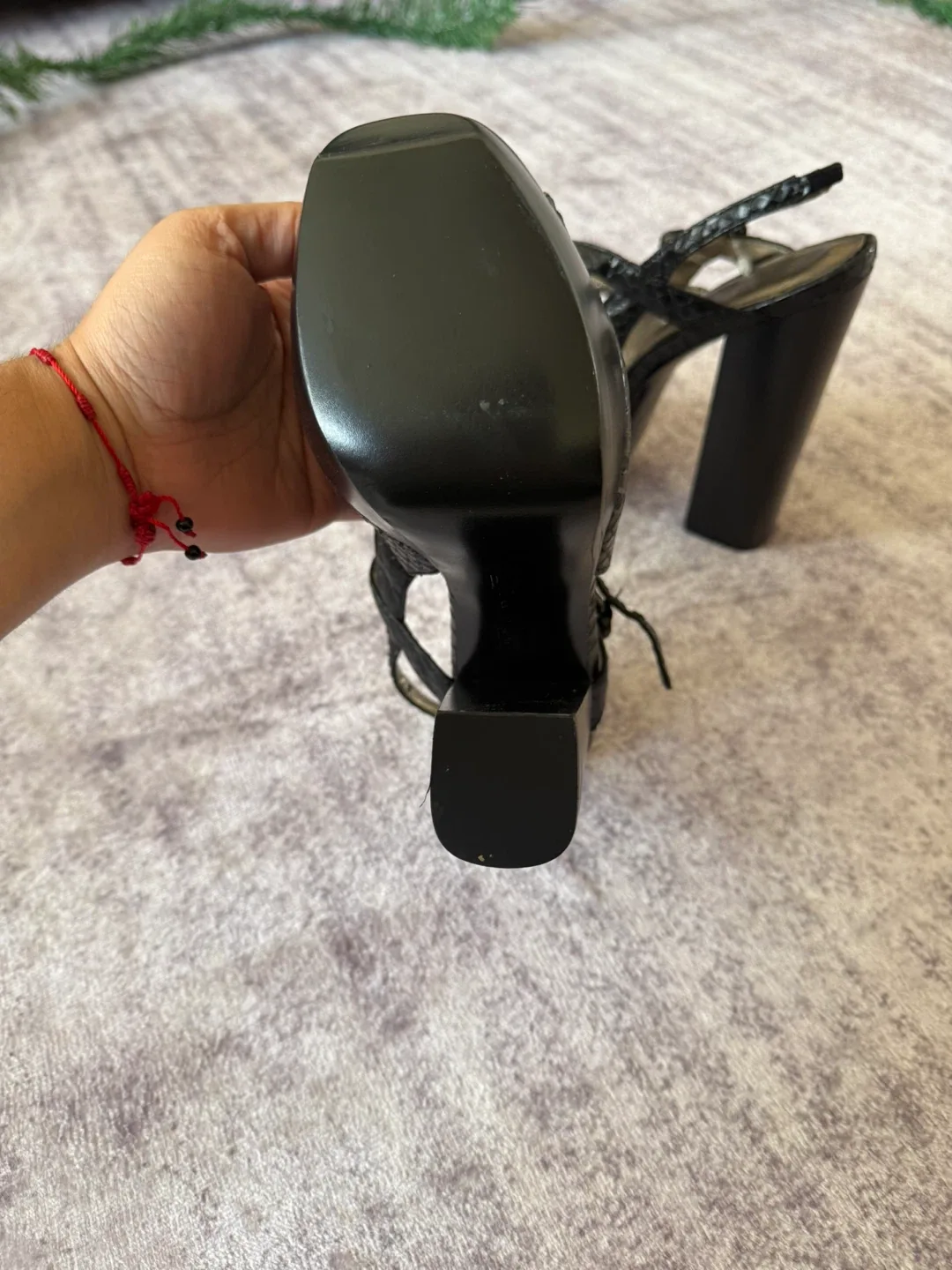 Pelle Moda Black Heels - Size 6 image indicator(4)