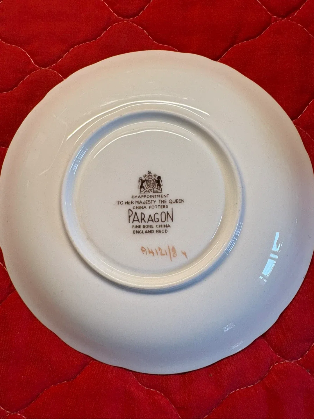 Royal Albert & Paragon Bone China Teacups image indicator(5)