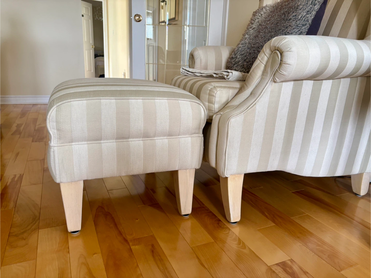 Striped Wingback Chair with Ottoman - photo 5