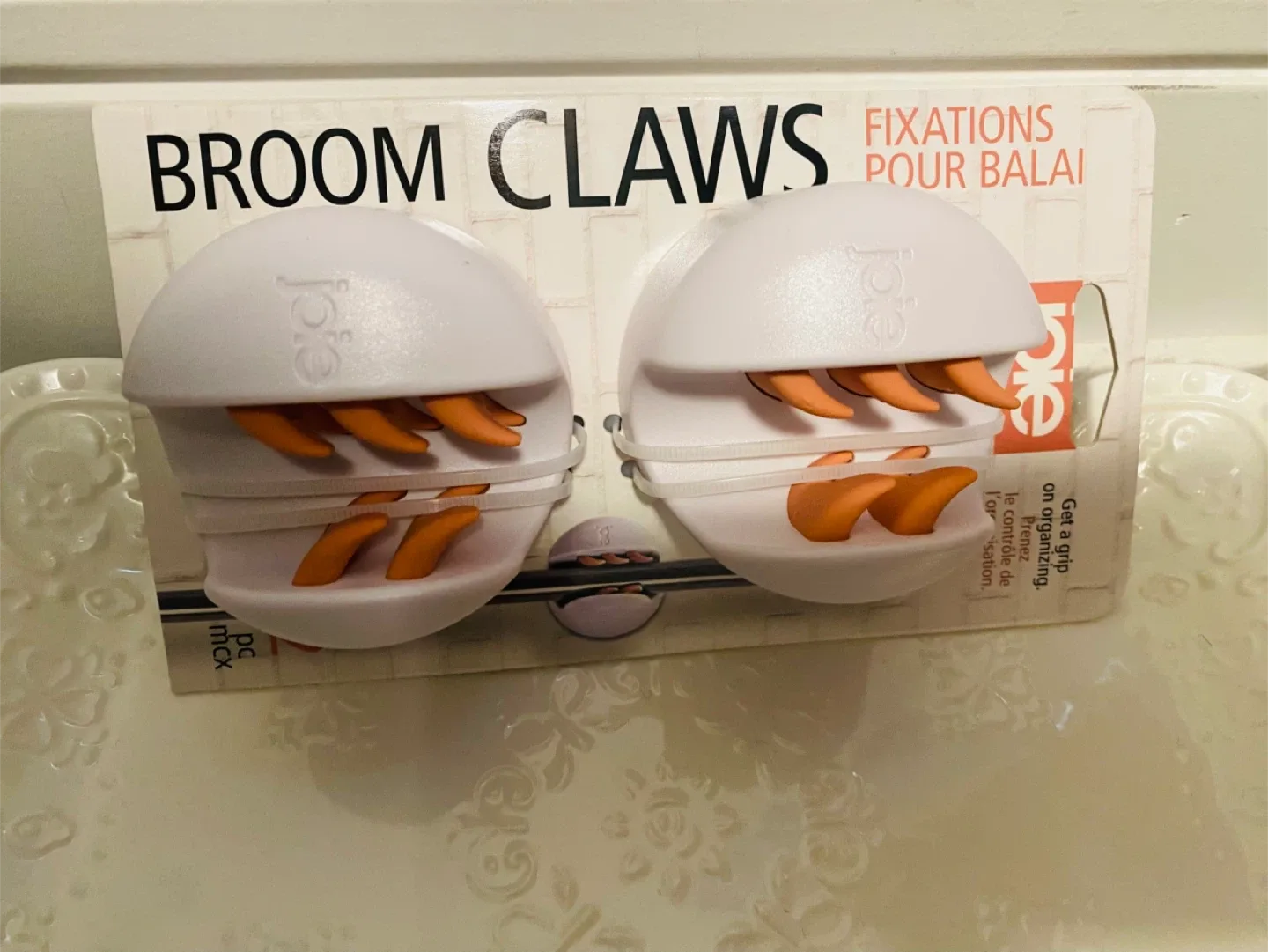 Joie Broom Claws - New in Package image indicator(3)