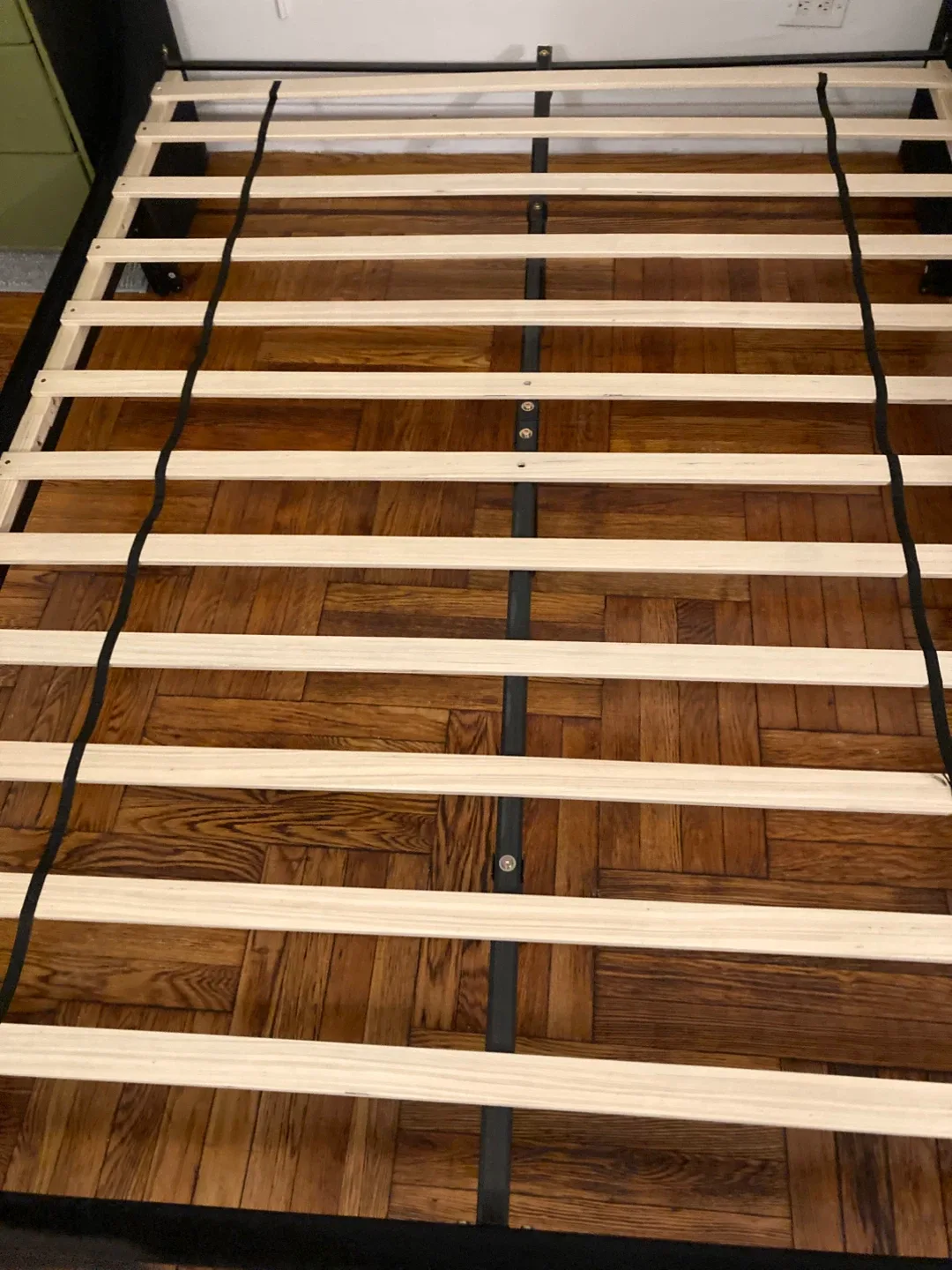 Black Tufted Upholstered Bed Frame image indicator(4)