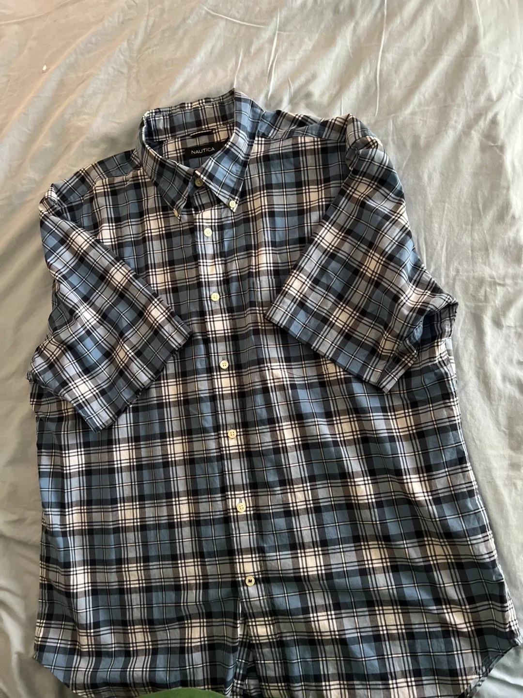 Nautica XL Plaid Short Sleeve Shirt image indicator(3)
