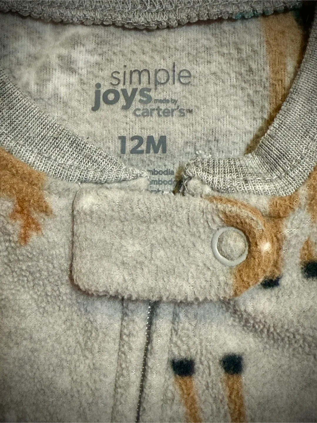 Carter's 12M Christmas Footed Pajamas Bundle Like New! image indicator(5)