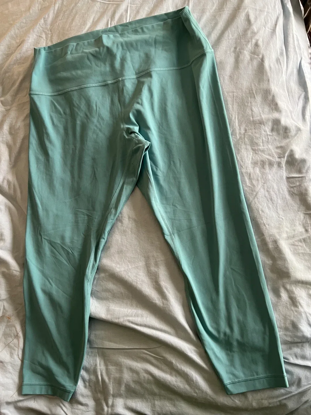 Lululemon Crop Leggings, Size S, Tidewater Teal image indicator(2)
