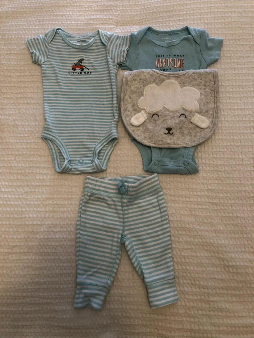 Carter's Newborn 4 Piece Outfit Set thumbnail