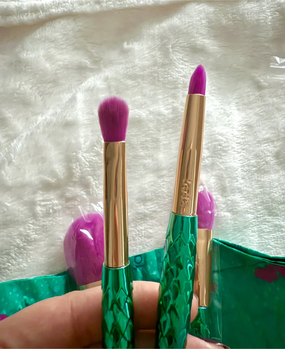 New Tarte Minutes to Mermaid Brush Set image indicator(5)