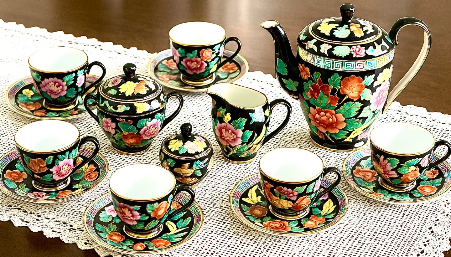 vintage 60’s Coffee /tea set for 6 . Brand new condition image indicator(3)