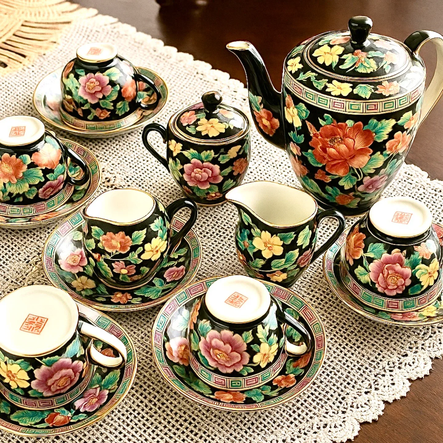 vintage 60’s Coffee /tea set for 6 . Brand new condition image indicator(2)