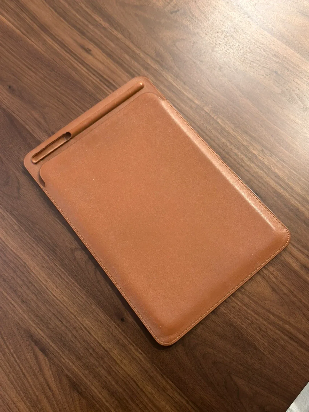 Apple iPad Leather Sleeve