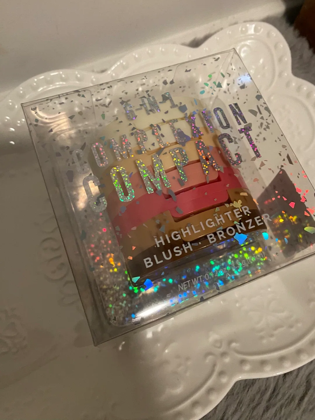 New (unused) 6-in-1 Complexion Compact thumbnail