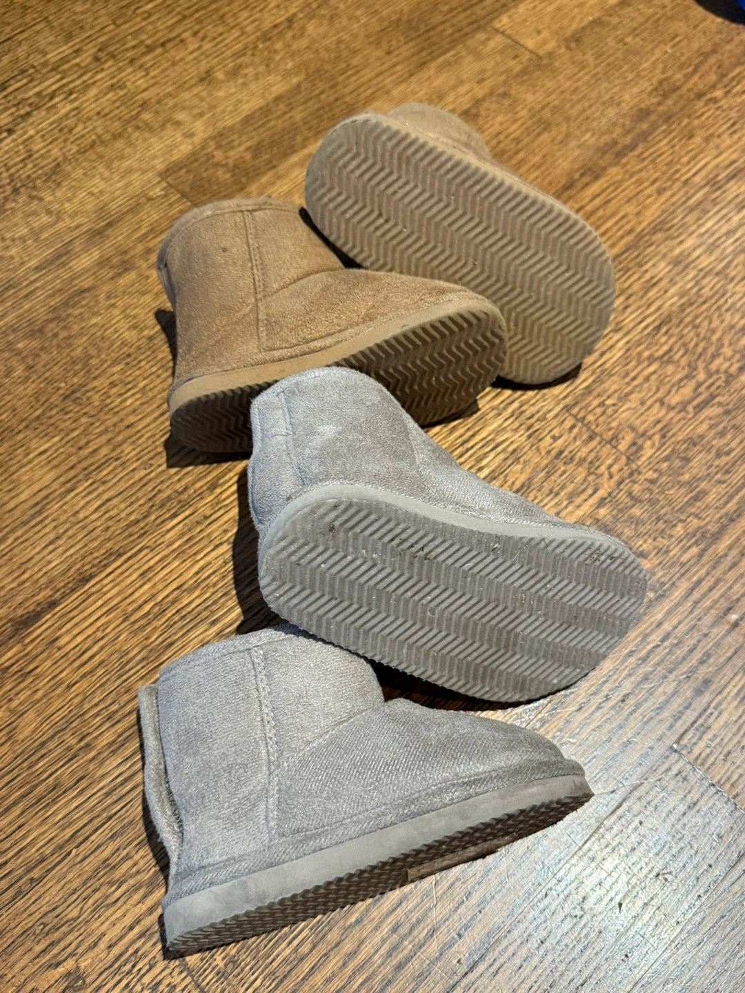 Two pairs H&M Baby Boots, Size US 5.5 - photo 4