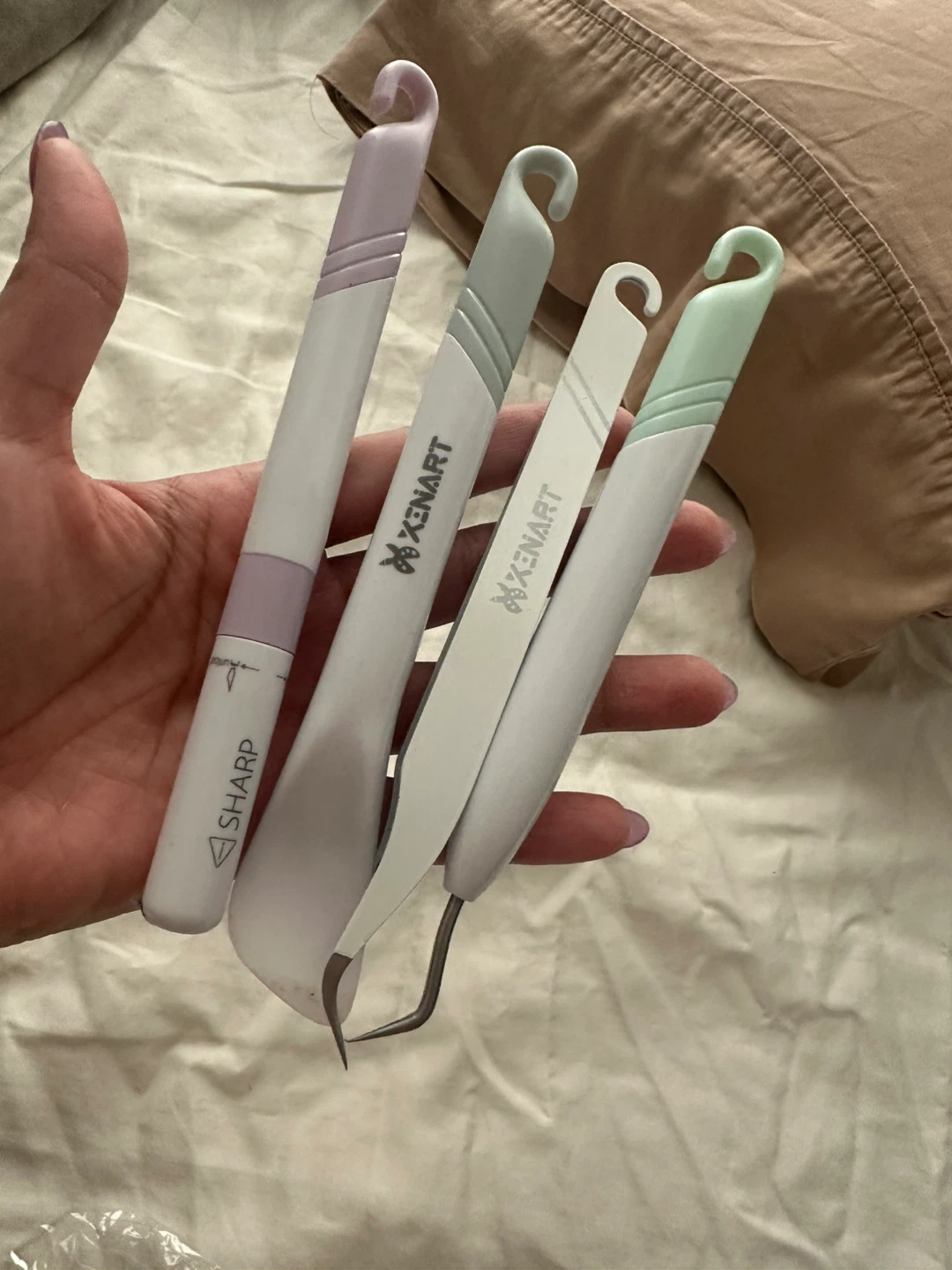 Cricut Explore Air 2 with free cutting mats n tools- moving out - photo 4