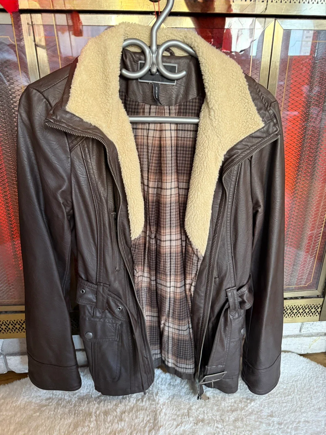 Women Le Chateau Brown Faux Leather Jacket - Size P/S image indicator(5)