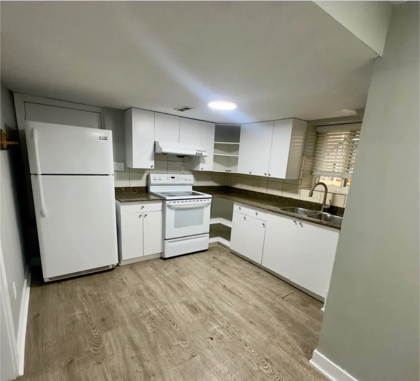 2bed,1bath image indicator(9)