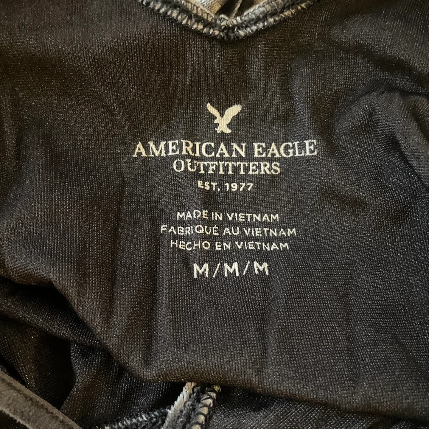 American Eagle AEO Silver Gray Crushed Velvet Tank Top Size M image indicator(5)