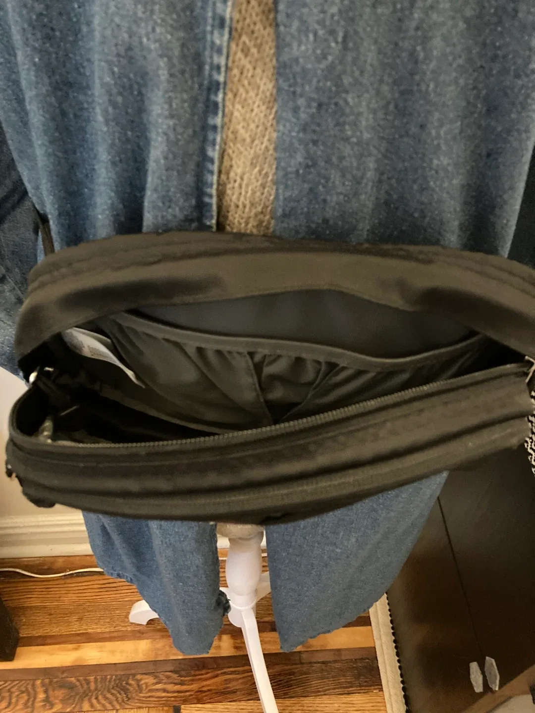 The North Face Black Belt Bag image indicator(4)