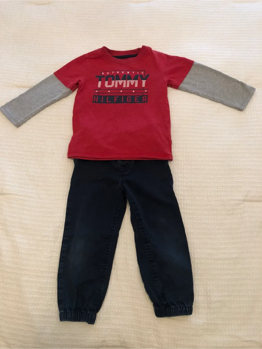 Tommy Hilfiger Kids Outfit - 3 Yrs thumbnail