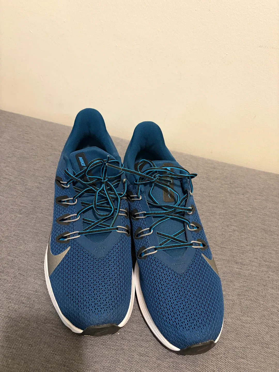 Nike Quest 4 Running Shoes - Blue size 10.5
