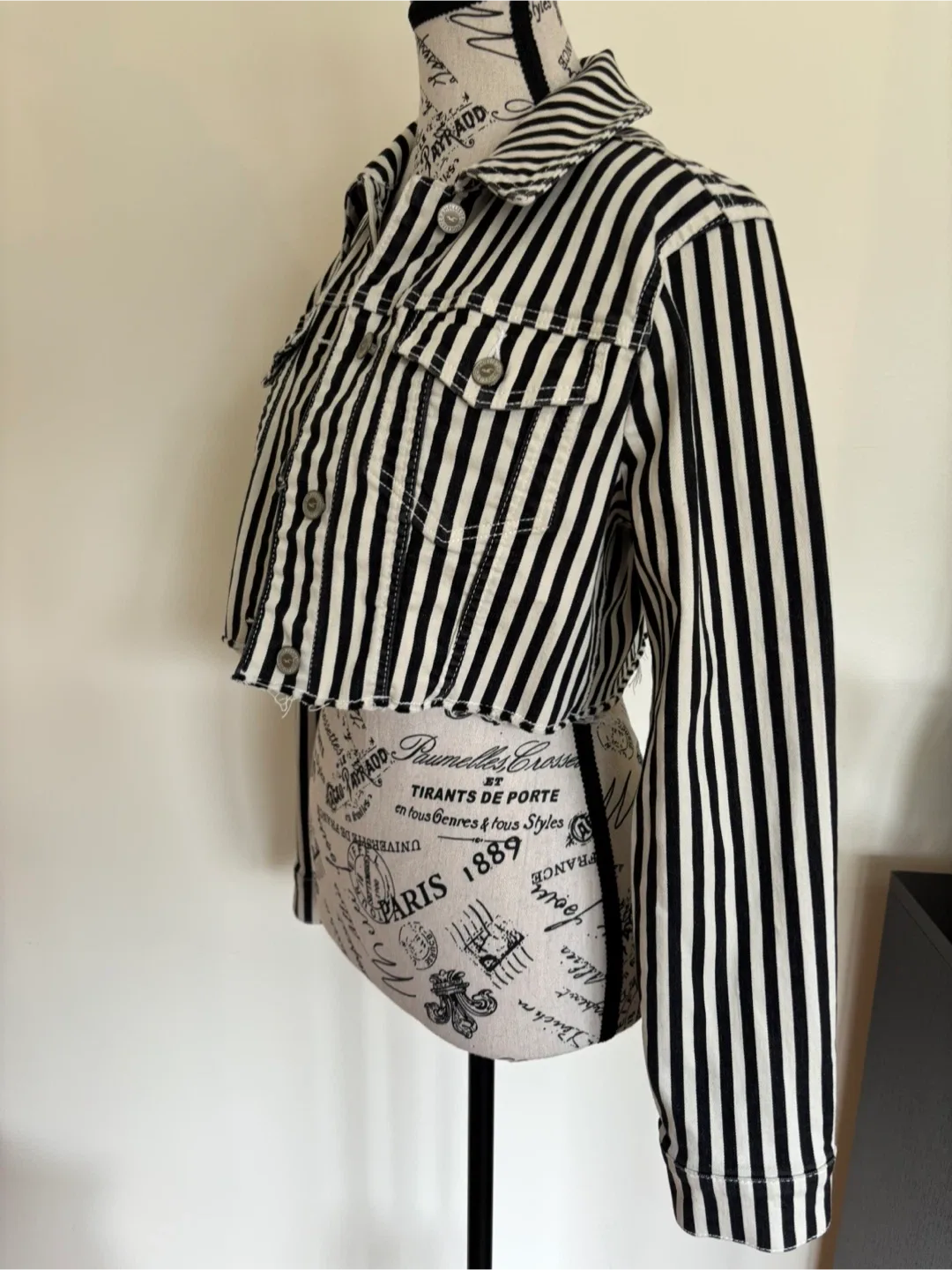 Hollister Striped Denim Jacket - Size Small image indicator(7)