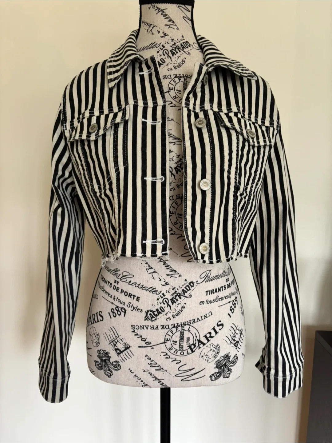 Hollister Striped Denim Jacket - Size Small image indicator(10)