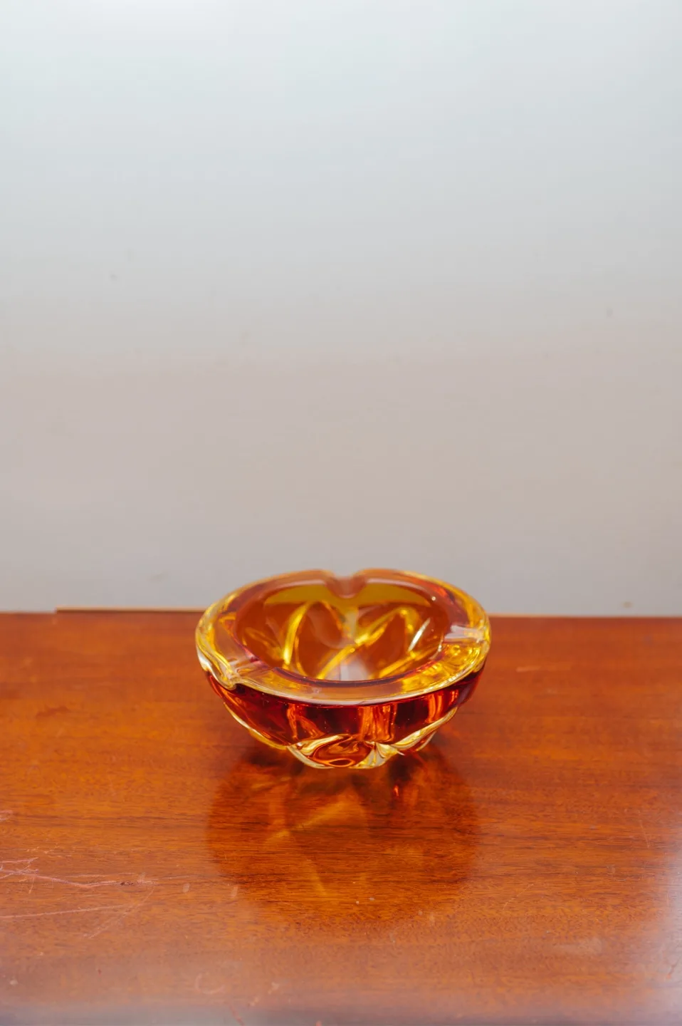 70’s Vintage Glass Ashtray 🧡