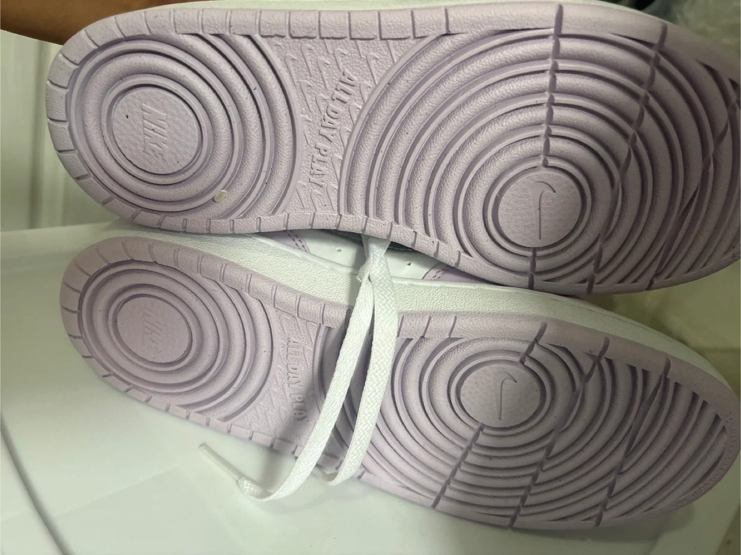 Nike Court Borough Low 2 Lilac/White Size 5.5Y image indicator(2)