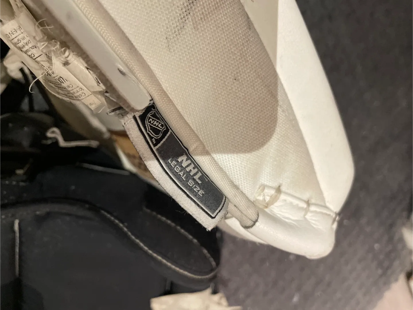 Reebok Premier Pro P4 Goalie Pads 34+1 image indicator(5)