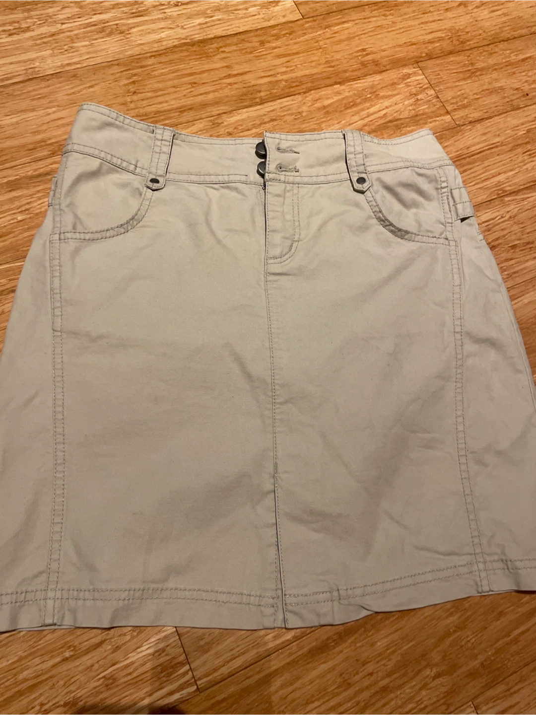 Columbia Khaki Skirt