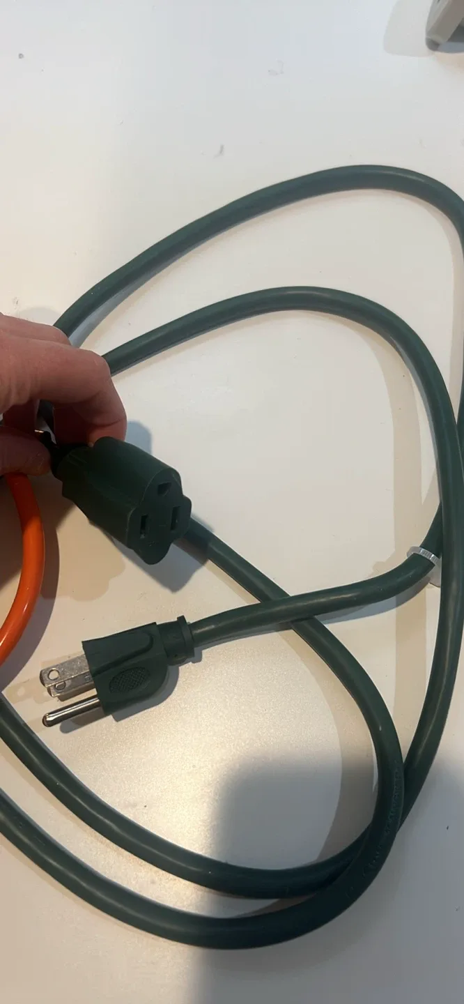 EP 6 Ft Outdoor Extension Cord - Green image indicator(2)