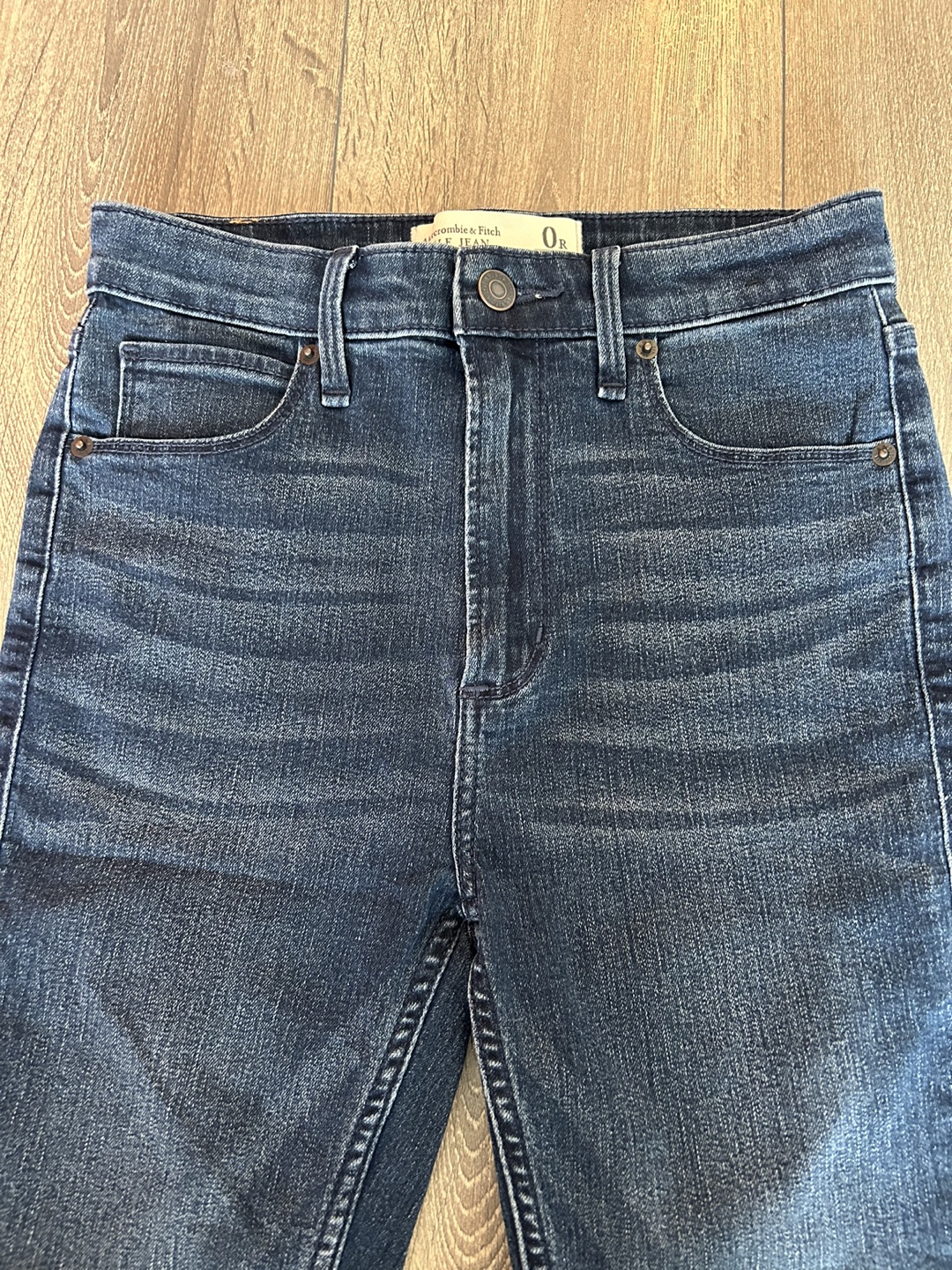 Abercrombie & Fitch High-Rise Ankle Jeans (Size 0R) - photo 4