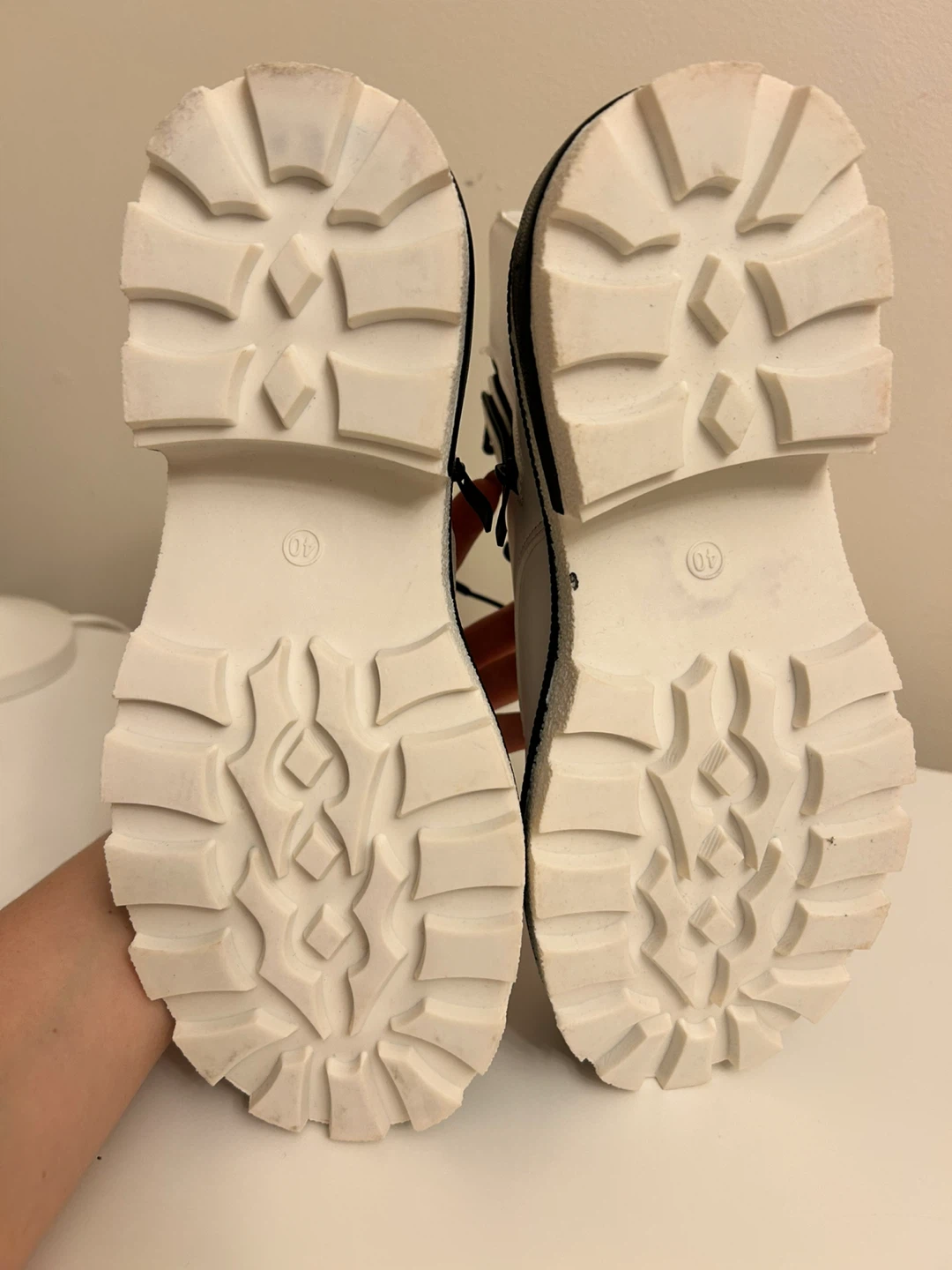 White Platform Boots - Size 40 - photo 3