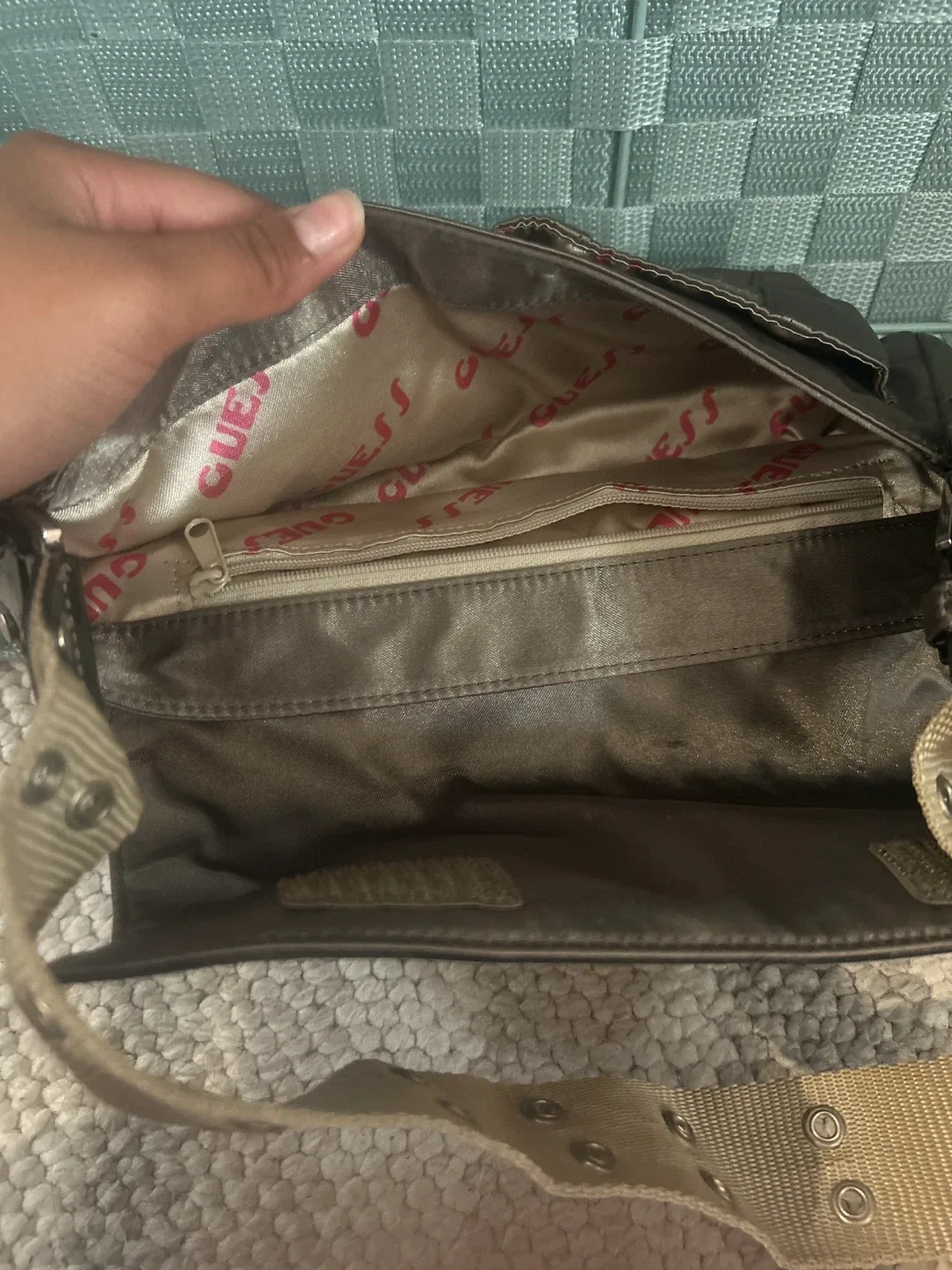 Guess Shoulder Bag - green  & black image indicator(3)