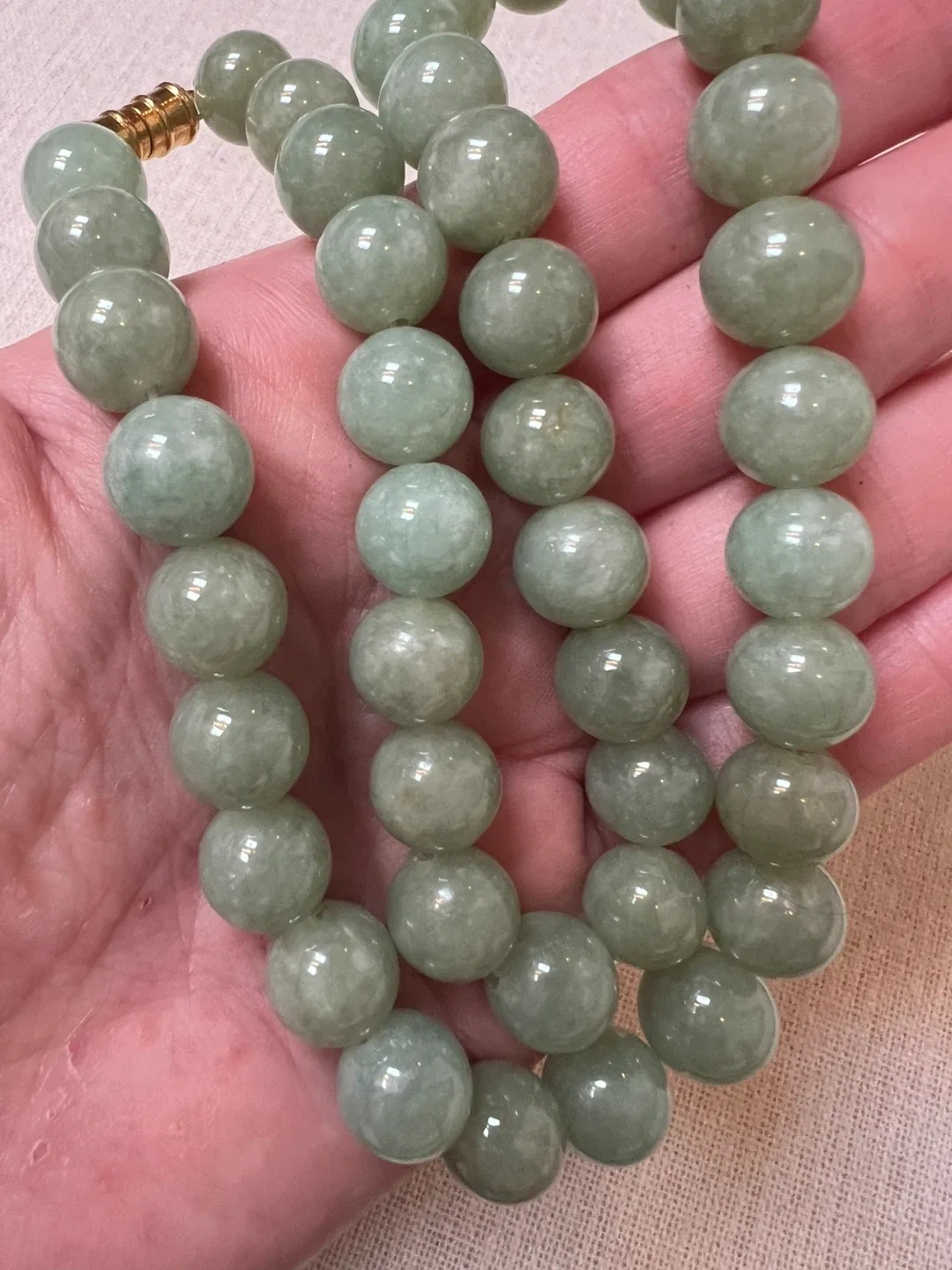 Vintage Jade Necklace image indicator(6)