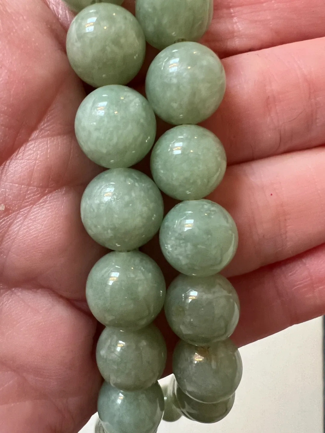 Vintage Jade Necklace image indicator(7)