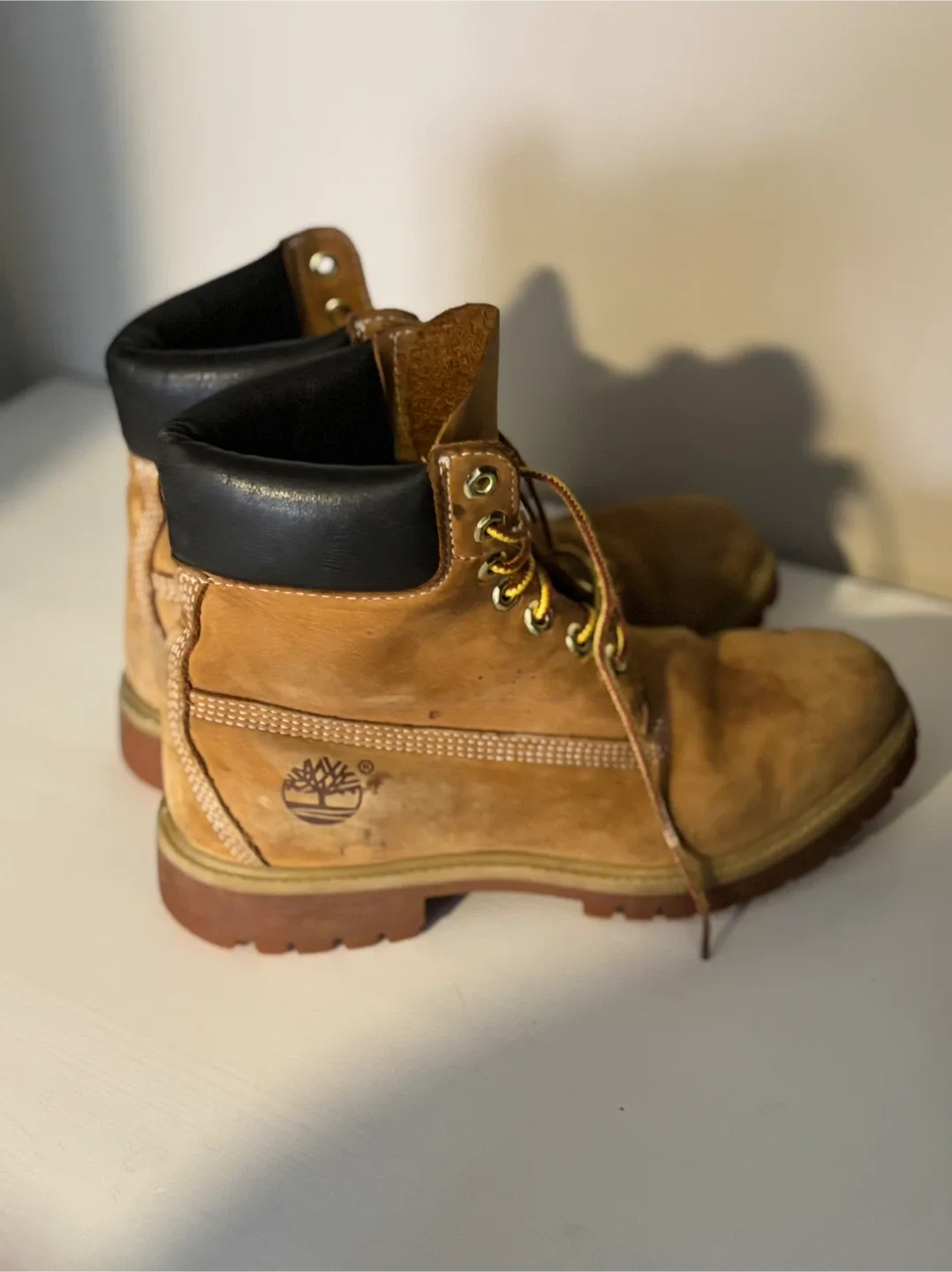 Timberland Boots Women’s Size 9 / Men’s 7 thumbnail