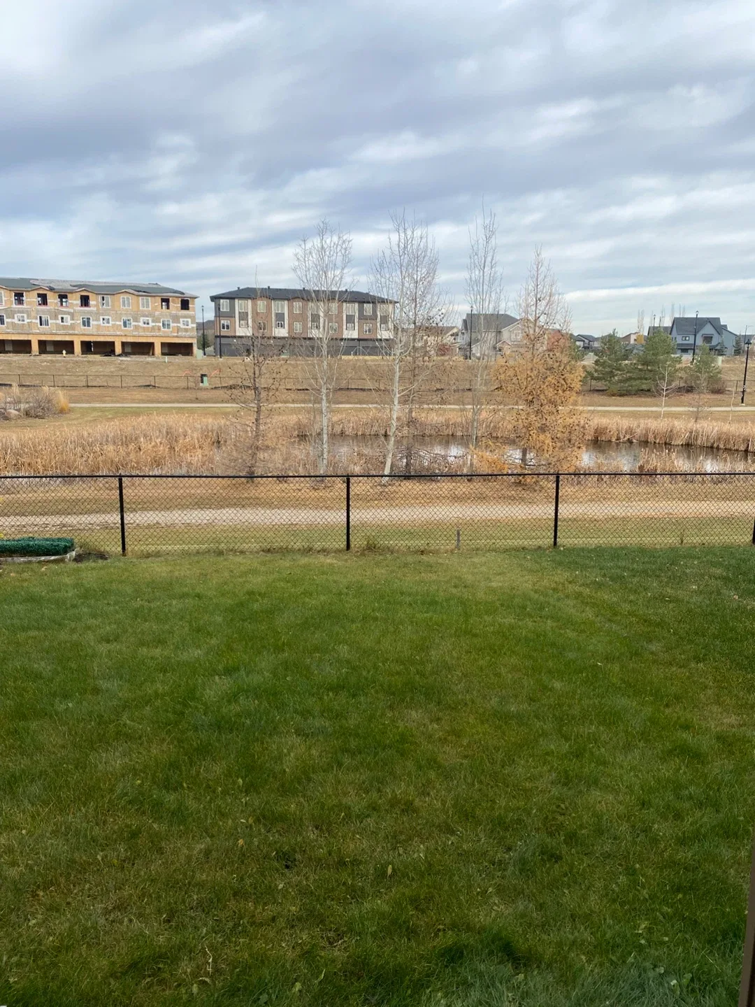 Gorgeous Chapelle Walk Out Separate Basement image indicator(3)