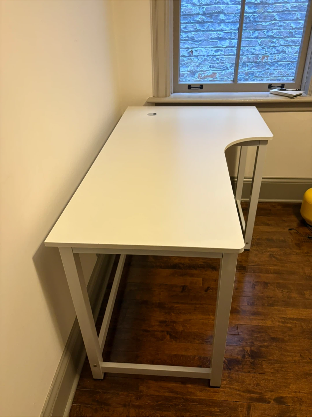 White Corner Desk - photo 2