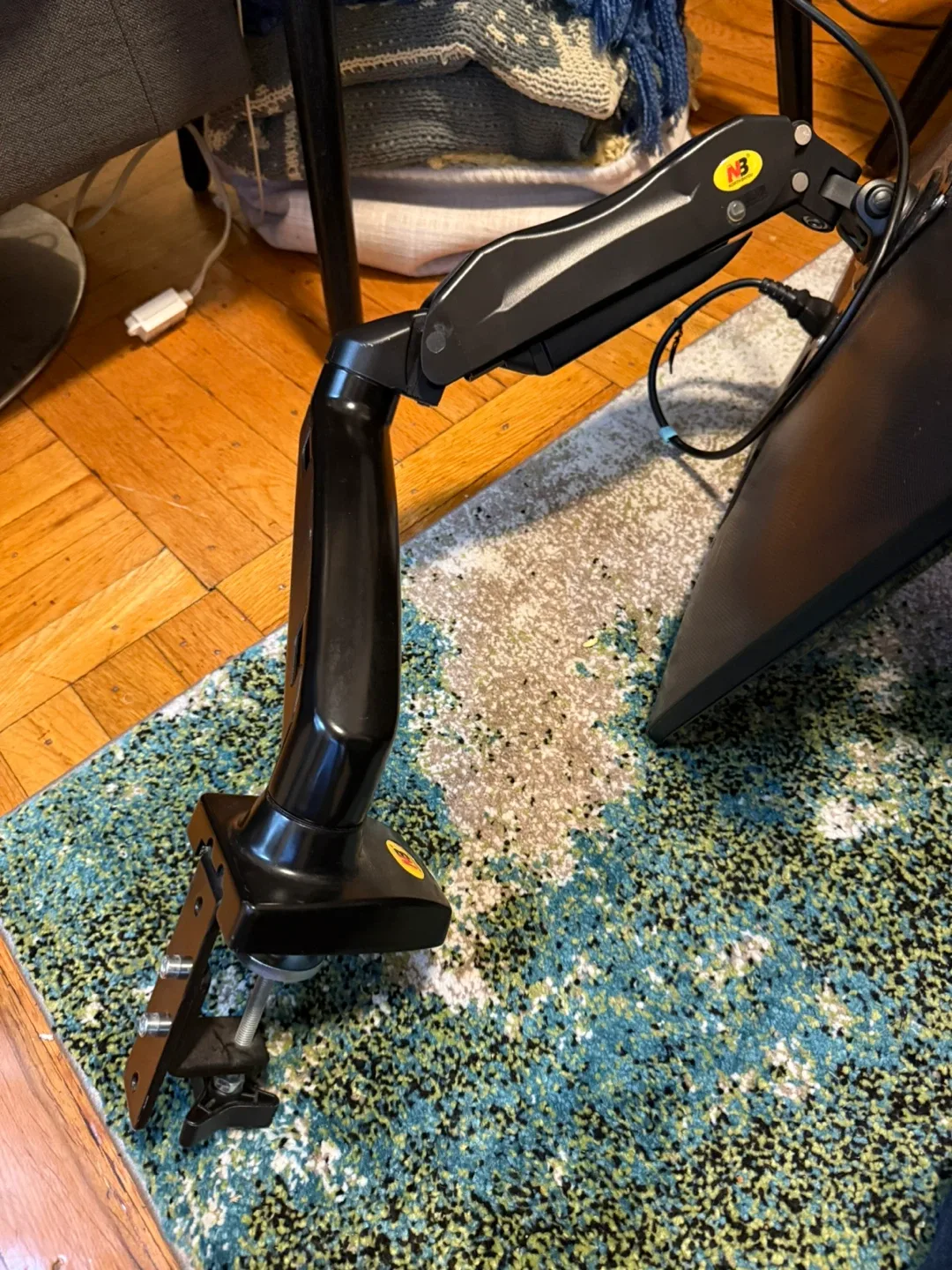 ASUS 25” tv monitor image indicator(3)