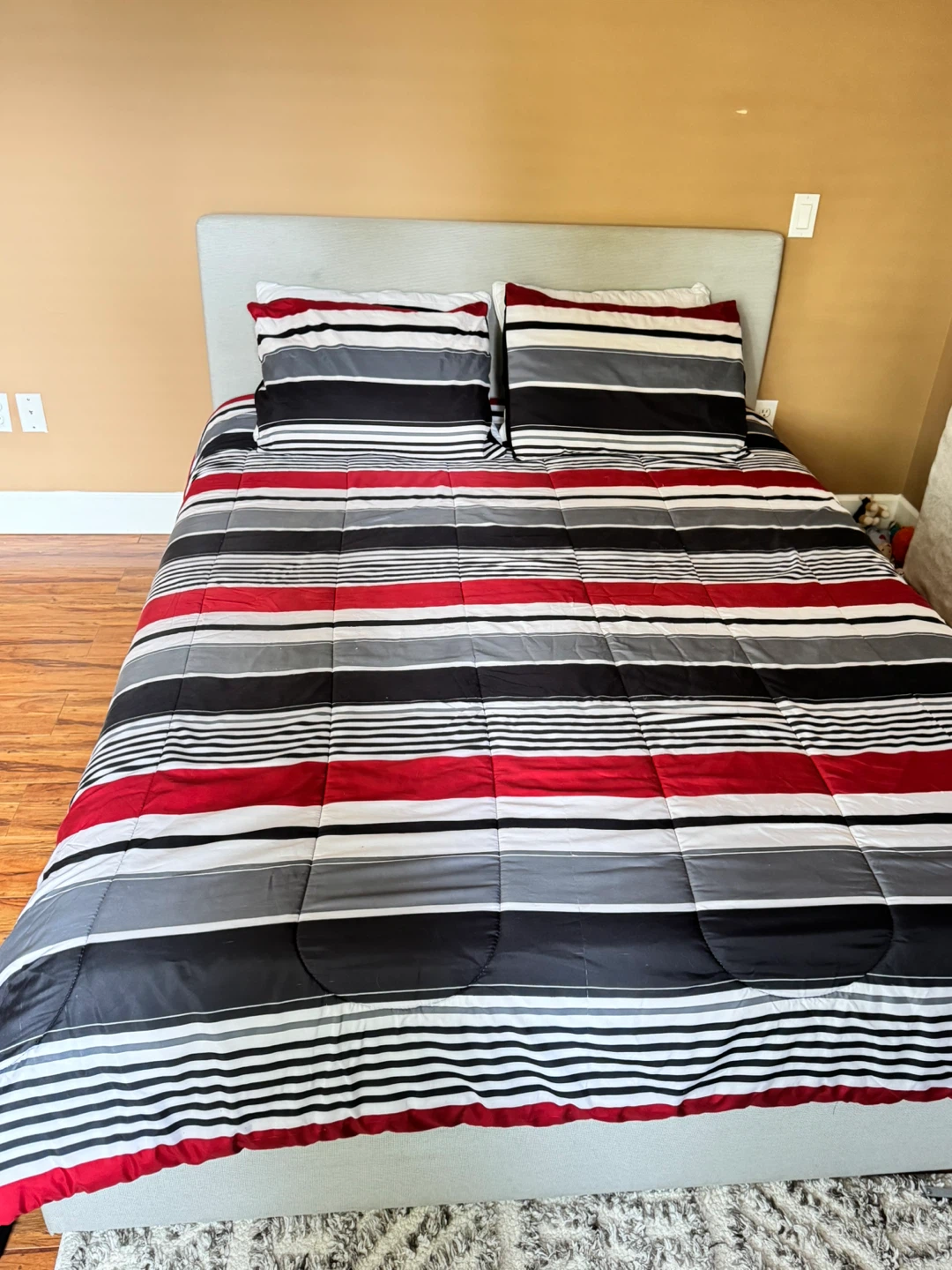 Queen Size Bed Frame with Headboard