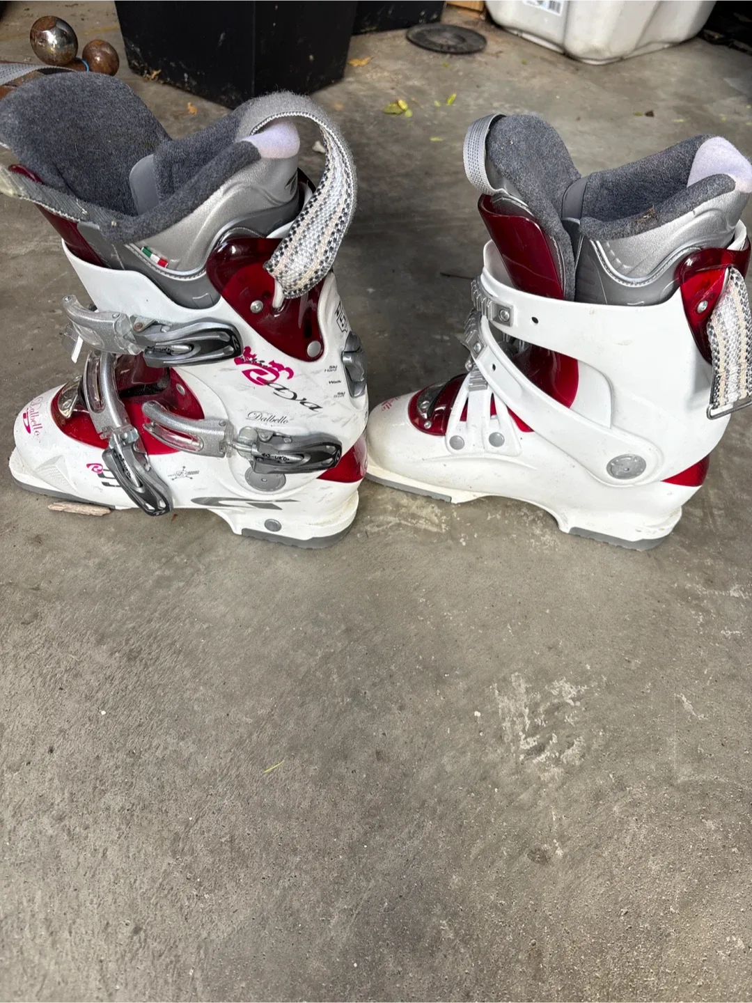 Dalbello Ski Boots - Size 24.5 image indicator(2)