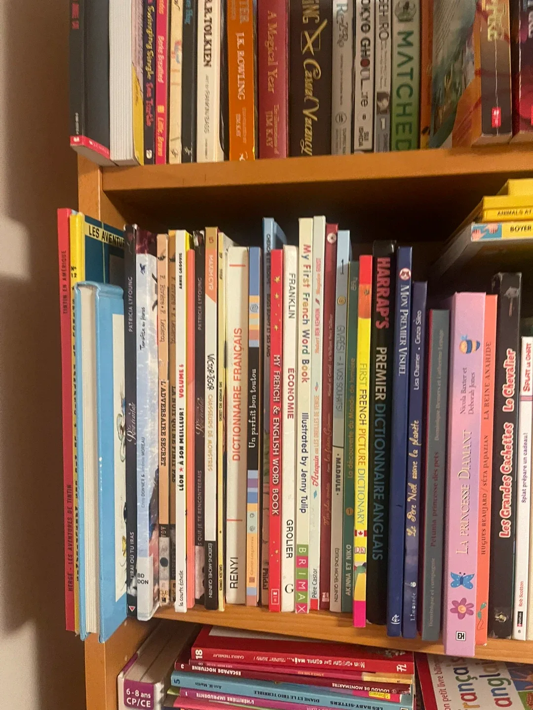 Kids French books for all ages , Excellent Condition! image indicator(2)