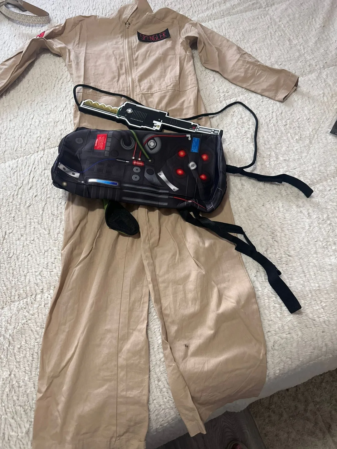 Child's Vampire Costume image indicator(4)