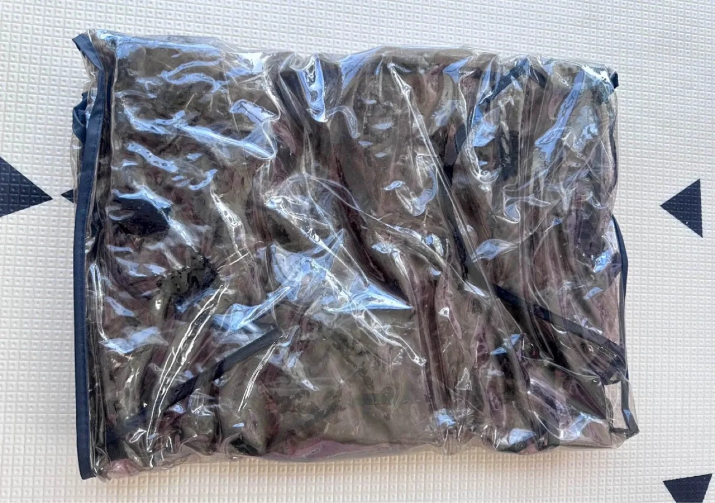 Graco Stroller with running cover image indicator(9)