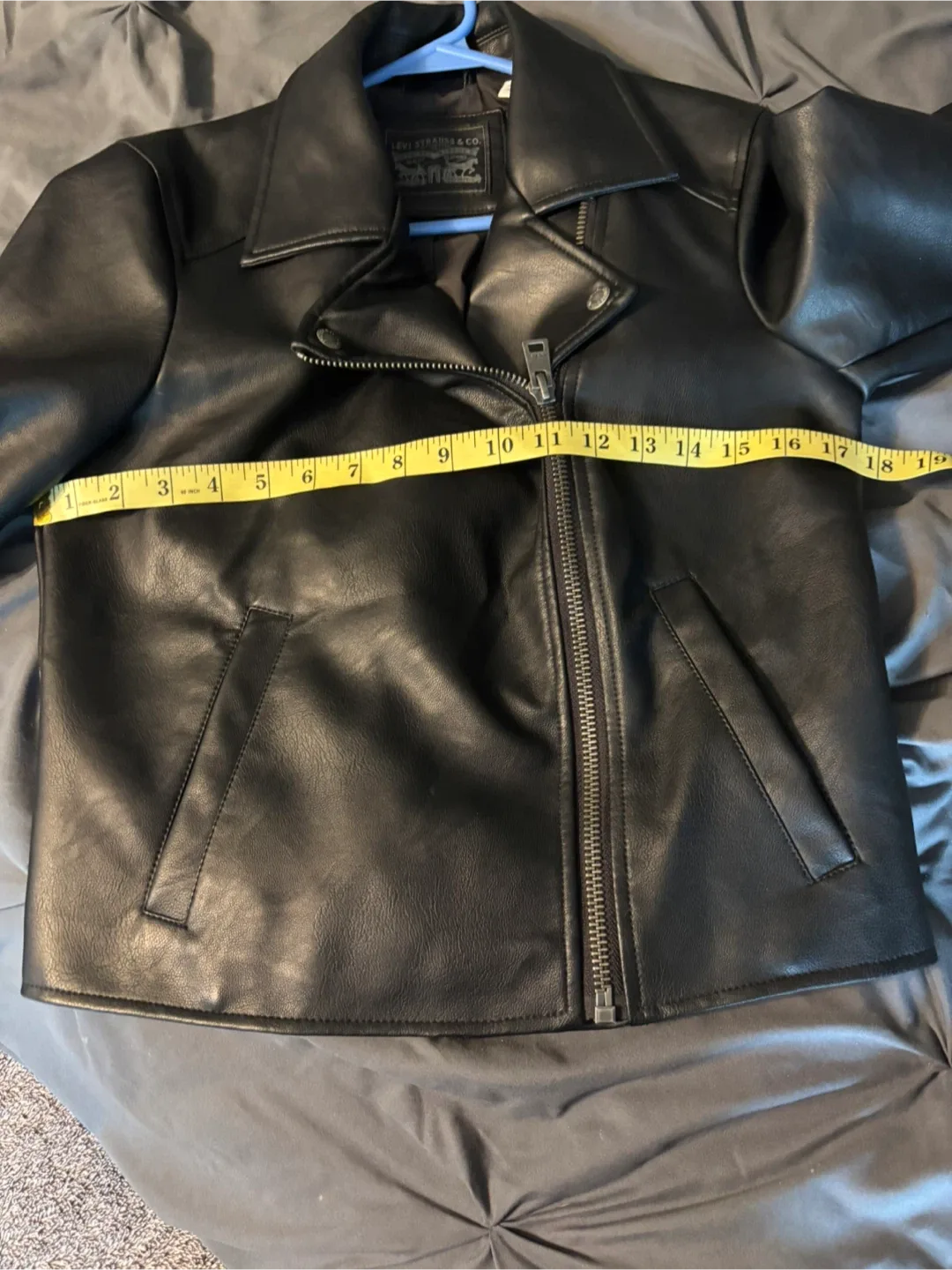 Levi's Black Faux Leather Jacket - Size Small image indicator(6)