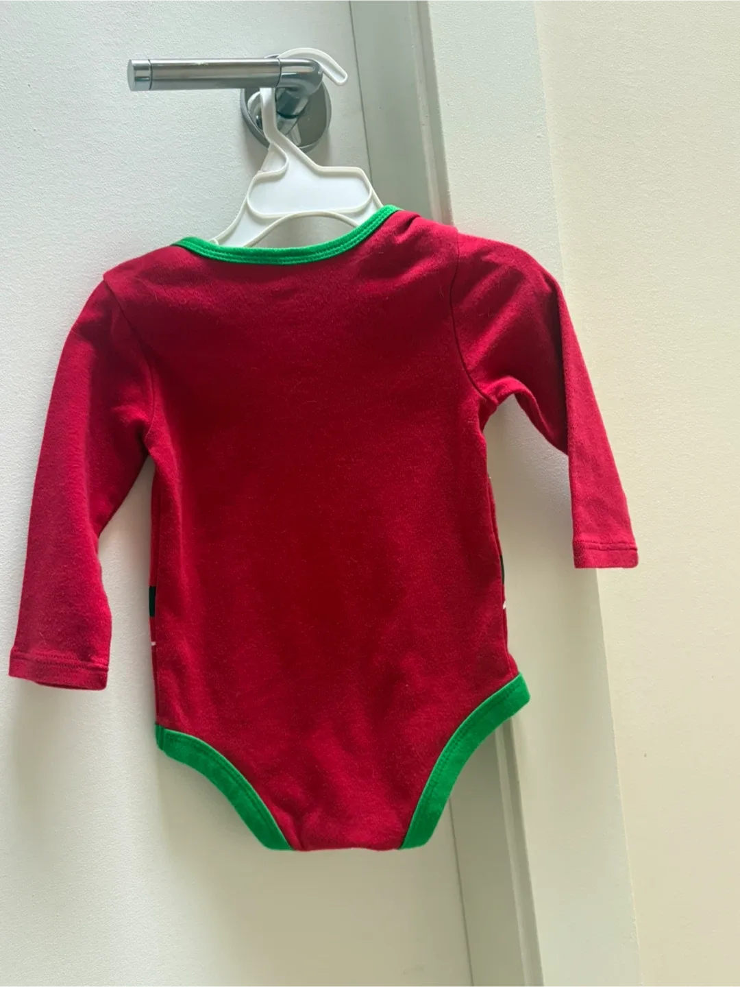 Santa Baby Onesie & Socks Set 12-18M image indicator(3)