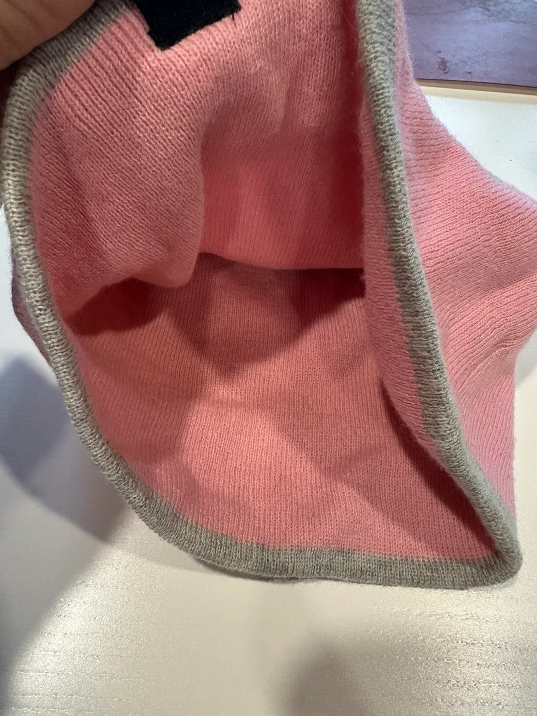 Puma Pink & Grey Toque image indicator(3)