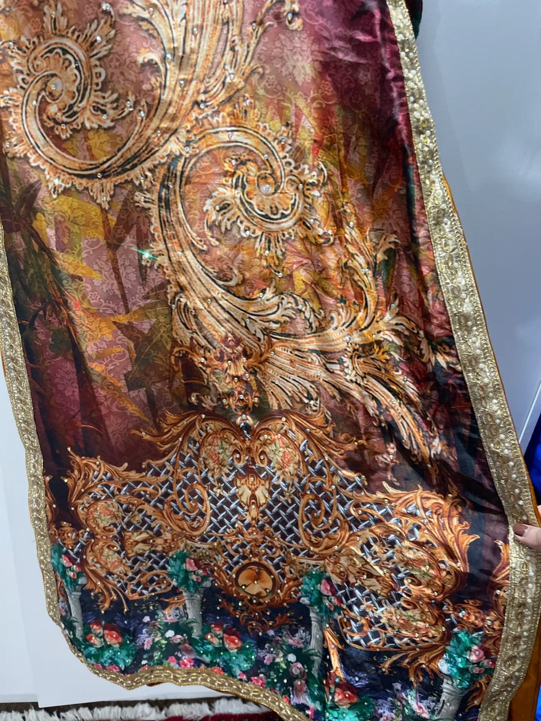 Floral Embroidered Salwar Kameez image indicator(3)