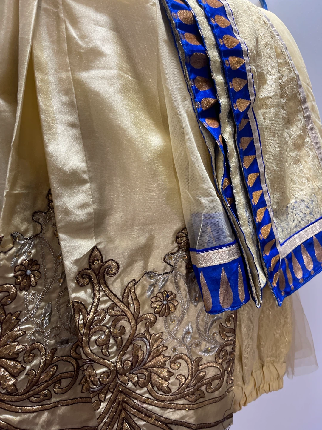Blue & Gold Embroidered Salwar Kameez - photo 2