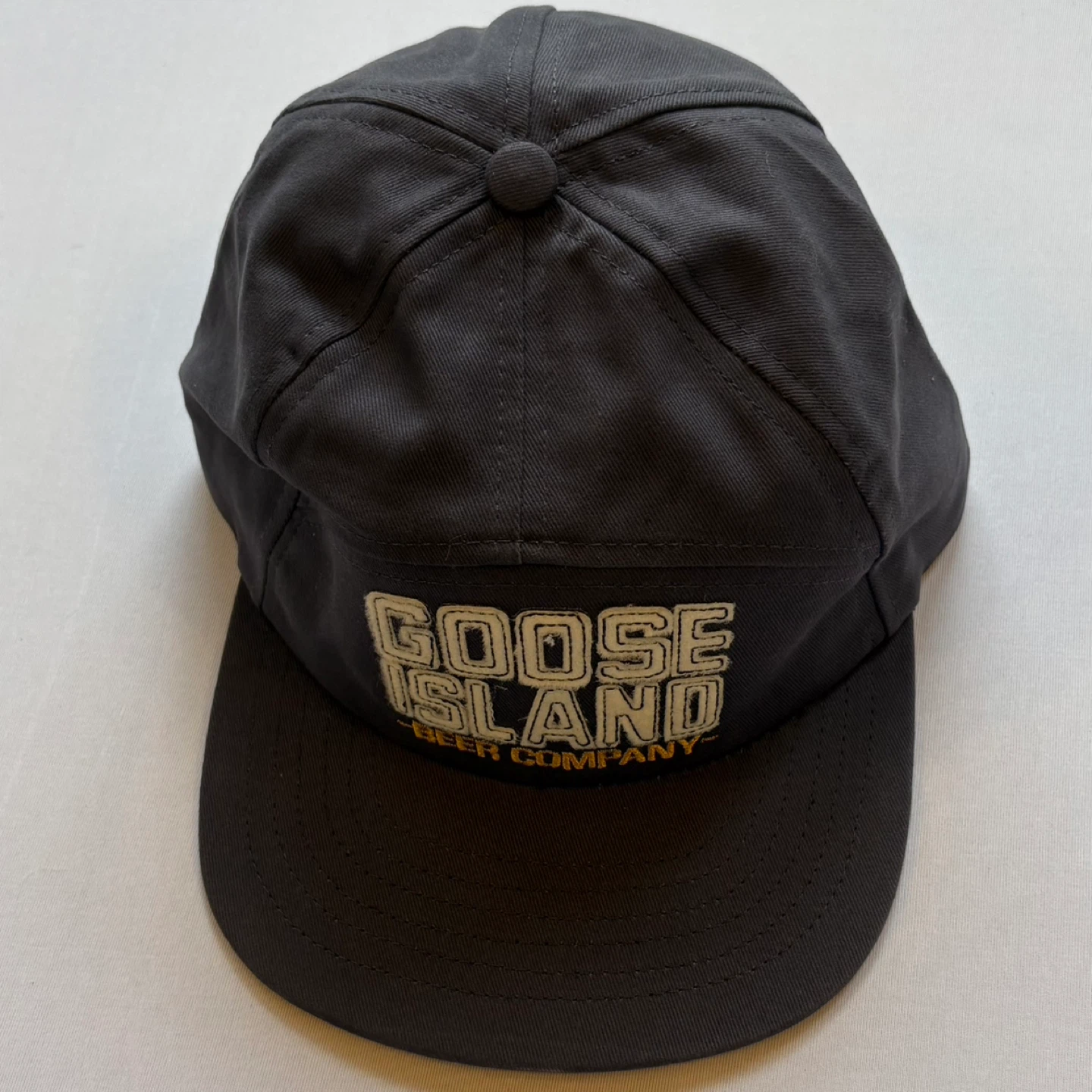Goose Island Beer Hat Cap Adjustable Dark Grey Flat Bill Brewery - photo 2