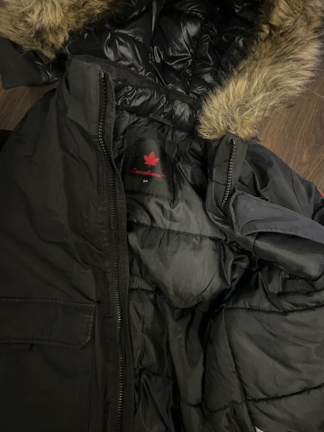 Canadianana Black Winter Jacket - Size S/P image indicator(2)